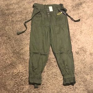 (BNWT) TAXI wind braker pants (Sz.XL) Green…